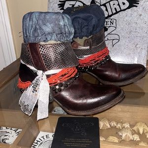 Freebird saloon Ankle boots Dark Brown Size 8.